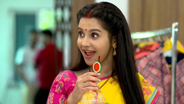 Tumi Asheypashey Thakle Watch Episode Parvati S Weird Behaviour