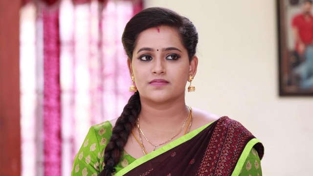 Thaenmozhi B A Uratchi Manra Thalaivar Watch Episode Thaenmozhi Files A Complaint On