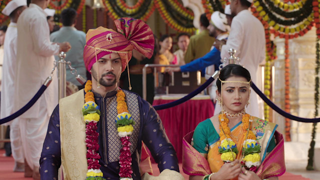 Tharala Tar Mag - Watch Episode 64 - Arjun Weds Sayali on Disney+ Hotstar