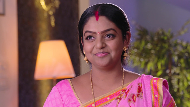 Karthika Deepam - Watch Episode 710 - Deepa Nurses Hima on Hotstar