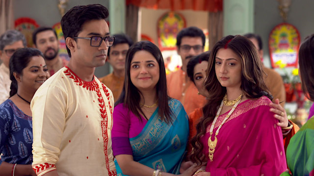 শীর্ষস্থান থেকে সরল জগদ্ধাত্রী, কোন ধারাবাহিক পেল কত নম্বর?