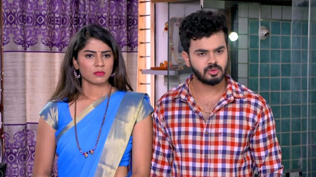 Sindhoora Watch Episode 412 Preetham Swathi Are Jealous On Disney