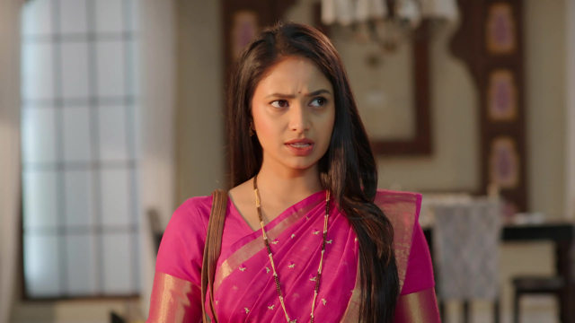 Lagnachi Bedi - Watch Episode 69 - Sindhu Stays Adamant on Disney+ Hotstar