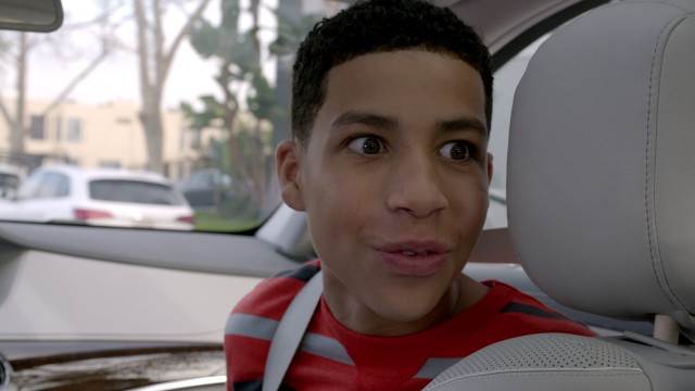 Nonton Black-ish Season 1 Episode 15 - The Dozens di Disney+ Hotstar