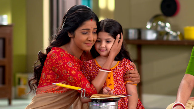 Anurager Chhowa - Watch Episode 249 - Rupa Impresses Deepa on Disney+  Hotstar