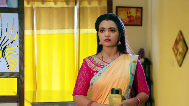 Siri Siri Muvvalu Watch Episode 355 Kavya Is In For A Shock On Hotstar