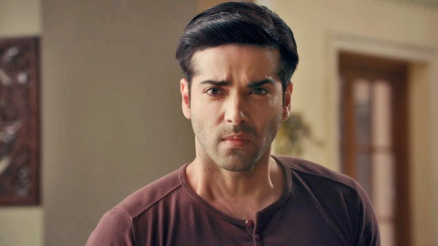 Pandya Store - Watch Episode 22 - Gautam's Shocking Outburst on Disney+ Hotstar