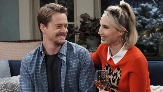 Watch Last Man Standing Season 8 Episode 7 On Disney Hotstar