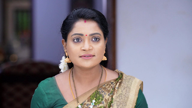 Bharathidasan Colony - Watch Episode 12 - Chithra Turns Furious on ...