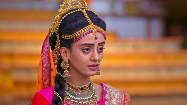 Kannante Radha Punasamagamam - Watch Episode 424 - Rukmini, Radha ...