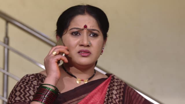 Lakshmi Kalyanam Watch Episode 494 Komali Lands In Trouble On
