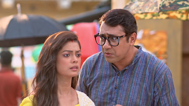 Love Biye Aajkal - Watch Episode 11 - Somnath Blackmails Shraban on Disney+ Hotstar