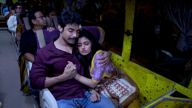 Guddi - Watch Episode 214 - Anuj Makes an Attempt on Disney+ Hotstar