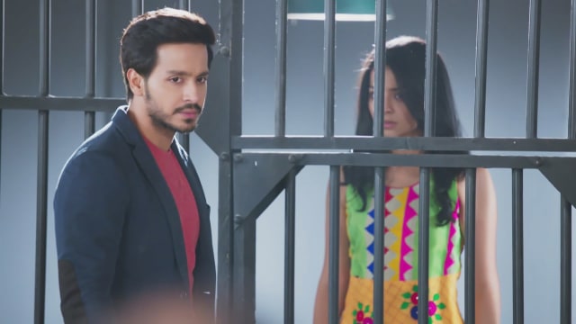 Fawad Rebukes Manjeet