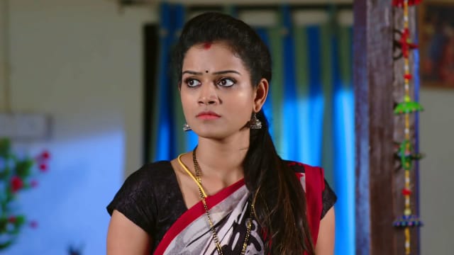 Vadinamma - Watch Episode 65 - Shailu Creates a Scene on Disney+ Hotstar