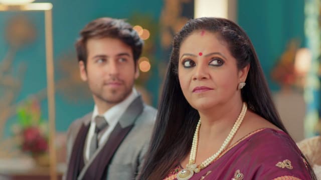 Meenakshi Shocks the Maheshwaris