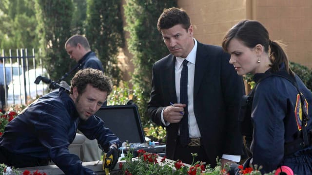 Watch Bones Season 6 Episode 20 on Disney+ Hotstar