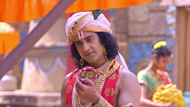 Radha Krishna - Watch Episode 865 - Srinivas's Gift To Bhargavi On 