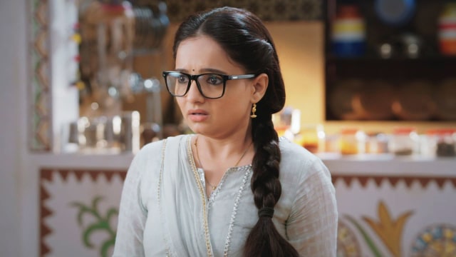 Tera Mera Saath Rahe - Watch Episode 1 - Meet the Devoted Gopika on Disney+  Hotstar