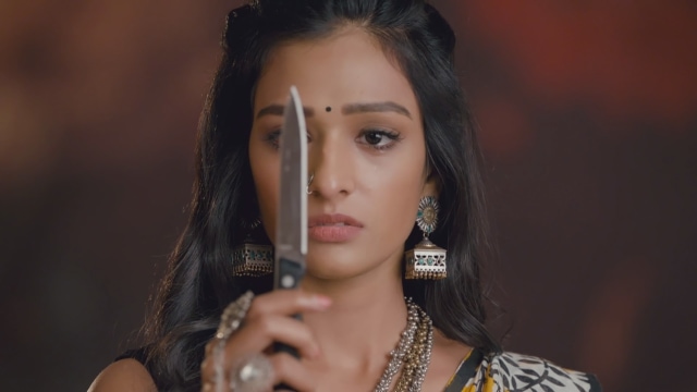 Yeh Hai Chahatein - Watch Episode 124 - Mahima Attempts Suicide? on Disney+ Hotstar
