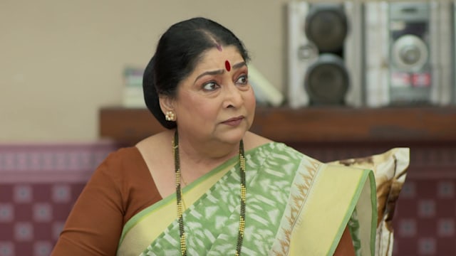 Watch Aai Kuthe Kaay Karte All Latest Episodes on Hotstar