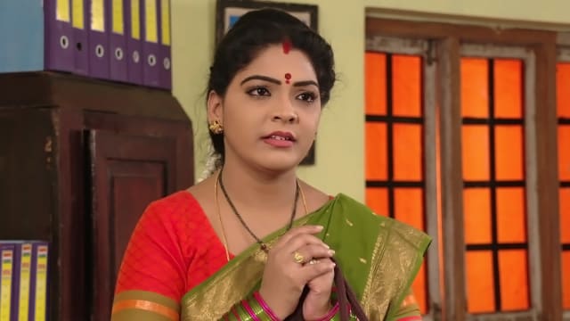 Koilamma - Watch Episode 396 - Lakshmi Gets Emotional on Hotstar