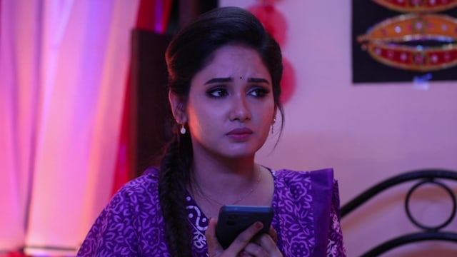 Watch Nee Naan Kaadhal Full Episode 29 Online In HD On Hotstar