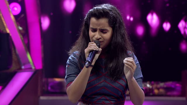 Sivangi Sings Kanna Kaattu Podhum Hotstar