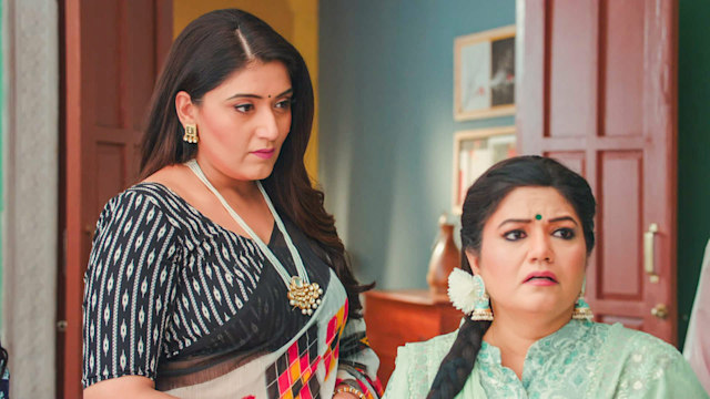 Yeh Hai Chahatein - Watch Episode 211 - Nitya's Evil Move on Disney+