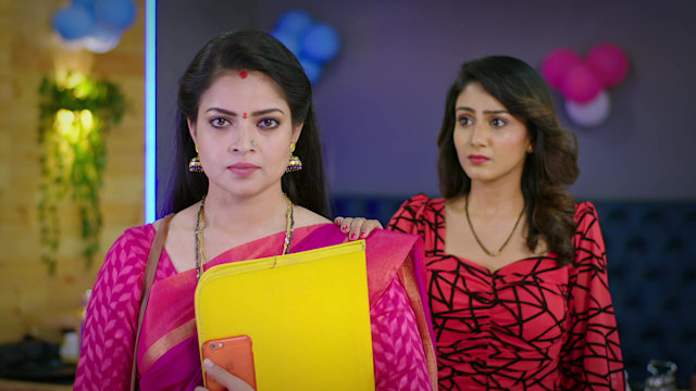 Jenugudu - Watch Episode 295 - Diya Meets Avni on Disney+ Hotstar