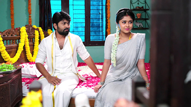 vantalakka-watch-episode-58-varalakshmi-murali-s-first-night-on
