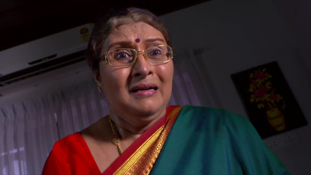Amma Ariyathe - Watch Episode 91 - Sulekha's Shocking Discovery on