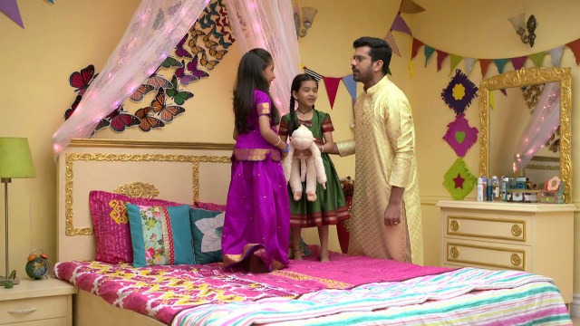 Rang Maza Vegla Watch Episode 539 Kartiki Meets The Inamdars On 