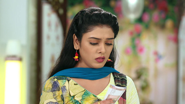 Tu Kahibu Na Mu - Watch Episode 41 - Megha Gets Her Salary on Disney+ ...