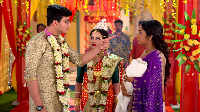 Anurager Chhowa - Watch Episode 218 - Can Deepa Stop Surjyo's Wedding? on Disney+ Hotstar