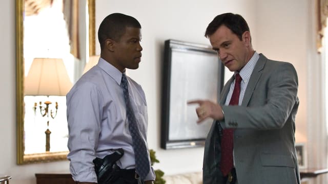 Watch White Collar Season 1 Episode 11 on Disney+ Hotstar