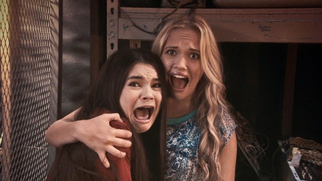 Nonton Best Friends Whenever Season 1 Episode 11 Cyd And Shelby Strike Back Part 1 Di Disney 