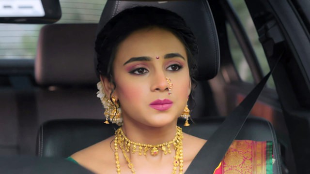 Watch Baatein Kuch Ankahee Si Full Episode 49 Online in HD on Hotstar UK