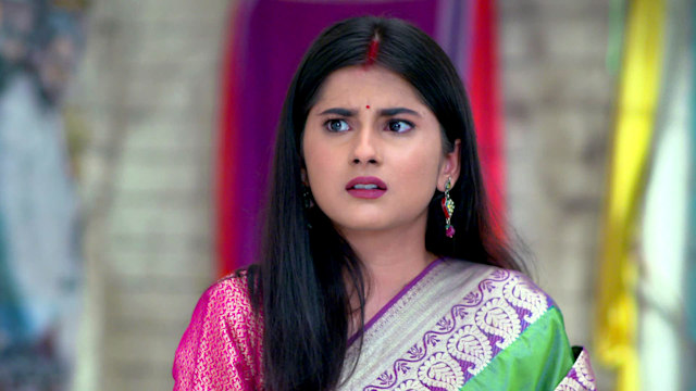 Dhulokona - Watch Episode 301 - Chorui Tries to Cook! on Disney+ Hotstar