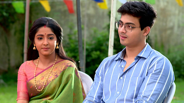 Anurager Chhowa - Watch Episode 159 - Surjo, Deepa Have Fun with Family on Disney+ Hotstar