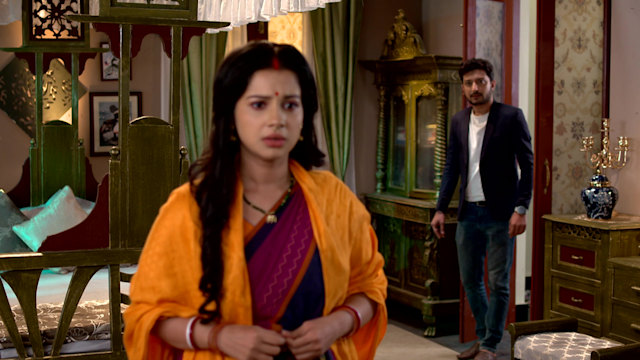 Tumi Asheypashey Thakle - Watch Episode 73 - Ranajit Harasses Parvati ...