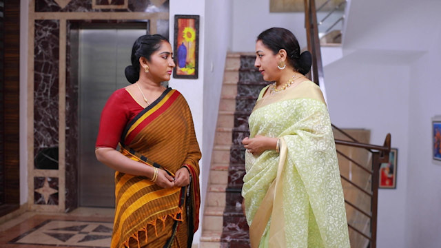 Kaatrukkenna Veli Watch Episode 672 Meenakshi Provokes Sarada On