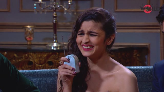Alia Sidharth Varun Play Koffee Quiz Hotstar Koffee with karan is an indian talk show on star world india hosted by film producer, actor and director karan johar. alia sidharth varun play koffee quiz hotstar