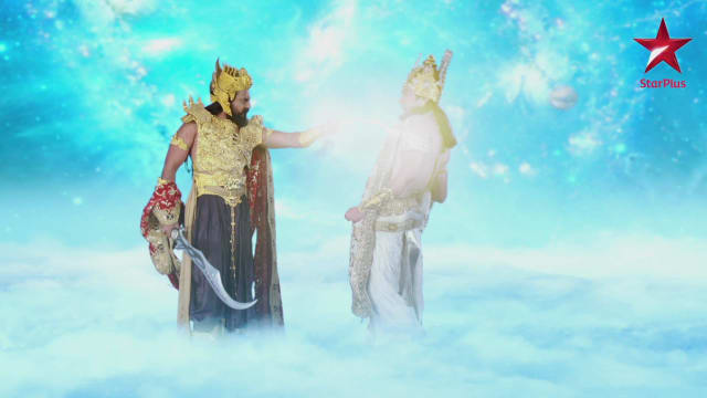 Indradev Faces Ravan S Fury Hotstar The young warrior wearing an armor of gold ascended the chariot on the command from his father. hotstar