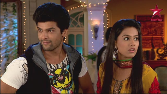 ek hazaaron mein meri behna hai holi episode