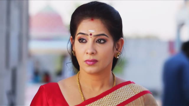 Saravanan Meenatchi - Watch Episode 44 - Lakshmi Runs Into ...