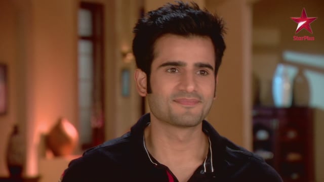 Viren and Jeevika go on vacation