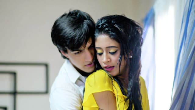 Kartik Naira Romance Episode | Fylker Kart