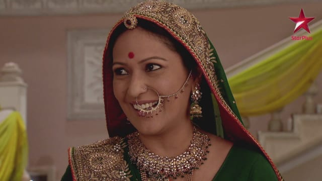 Yeh Rishta Kya Kehlata Hai - Watch Episode 16 - Gayatri asks Akshara