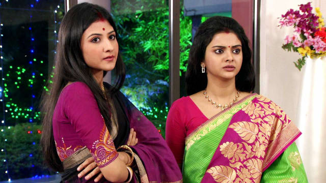 Ichche Nodee - Watch Episode 23 - A Shock Awaits Meghla on Disney+ Hotstar